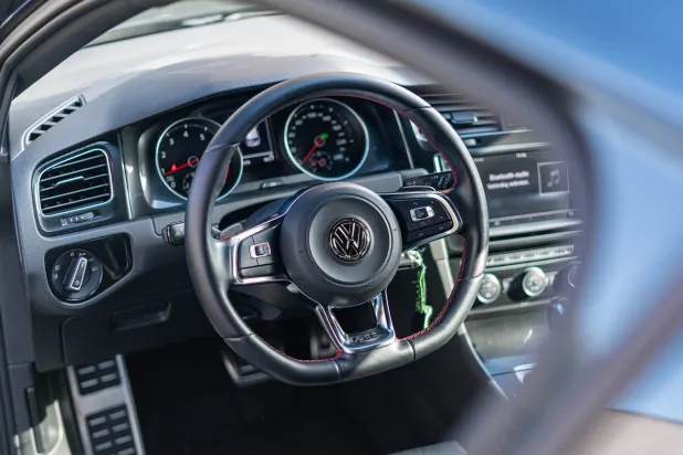 Казино Комбо Слотс Android/iOS приложение